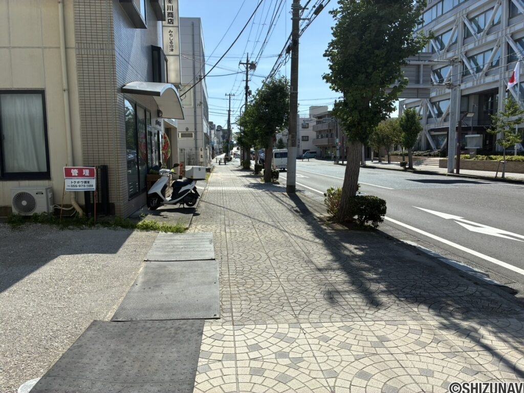 沼津市吉田町　外観