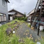 道原　敷地内より