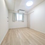 【洋室②】6.0帖。主寝室にいかがでしょうか？