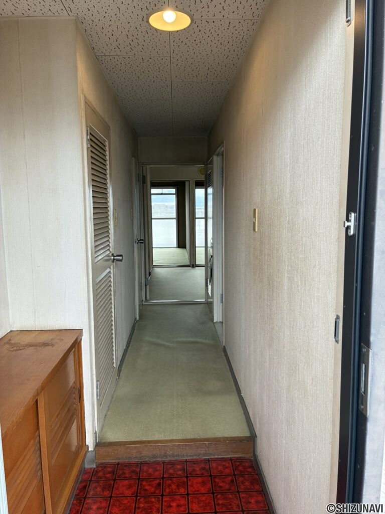 沼津市　サンコーポ吉田509　室内