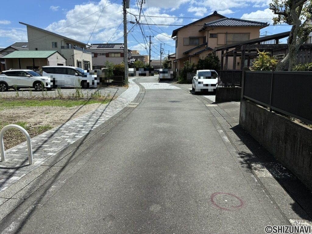 沼津市原売り土地　2区画分譲地　前面道路