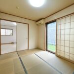 【1階6帖和室】