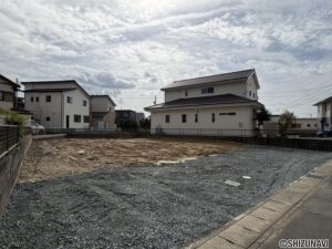 【仲介手数料不要・解体更地渡し・建築条件無し】浜松市浜名区小松　土地　広々とした79坪　の画像