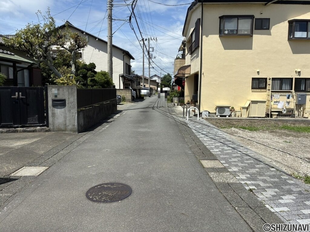 沼津市原売り土地　2区画分譲地　前面道路