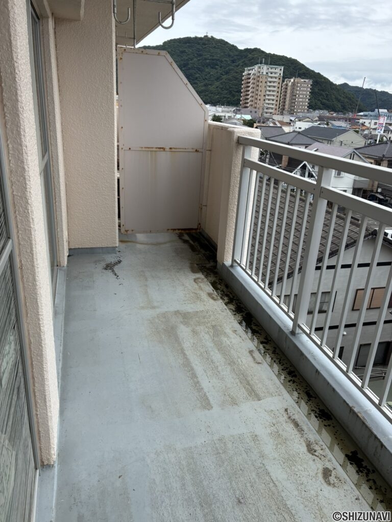 沼津市　サンコーポ吉田509　室内