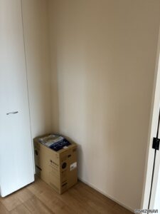 キッチン横収納