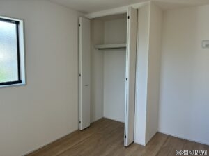 洋室　5.4帖