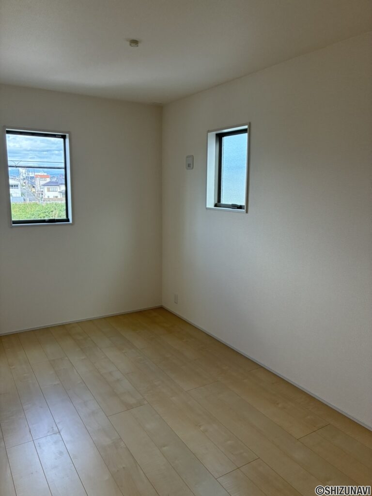 洋室　5.6帖