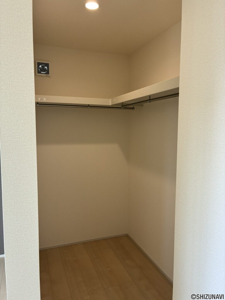 ウォークインクローゼット