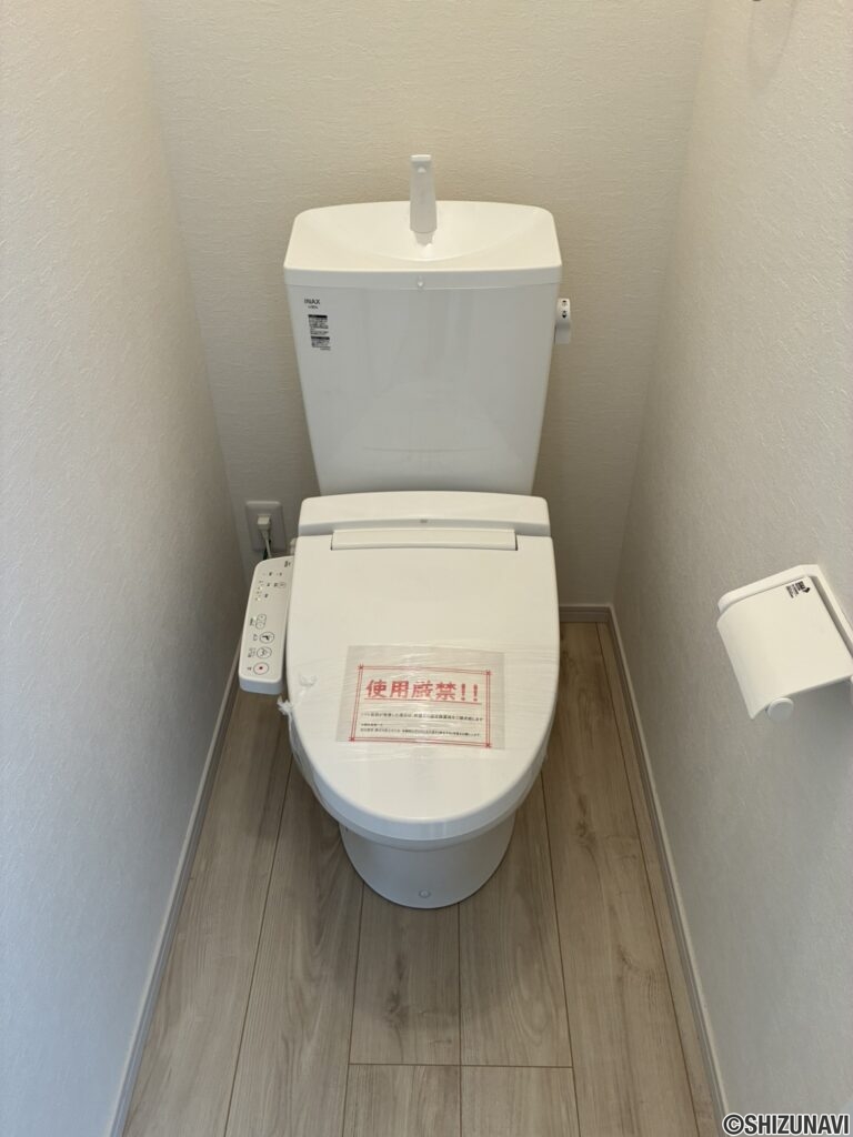 １号棟：１階トイレ