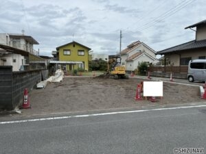 富士市松岡　住宅用地　建築条件なし！の物件画像