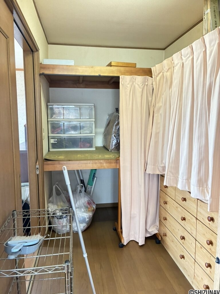 2階東側洋室　WIC