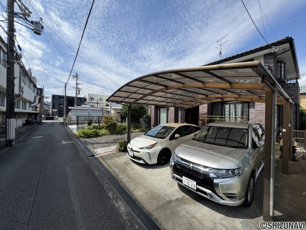 駿河区の高級感ある大型住宅でました！（住友林業施工）の画像