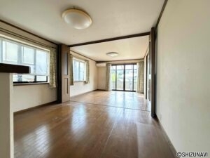 富士宮市長貫　セキスイハイム中古戸建　6SLDKの画像