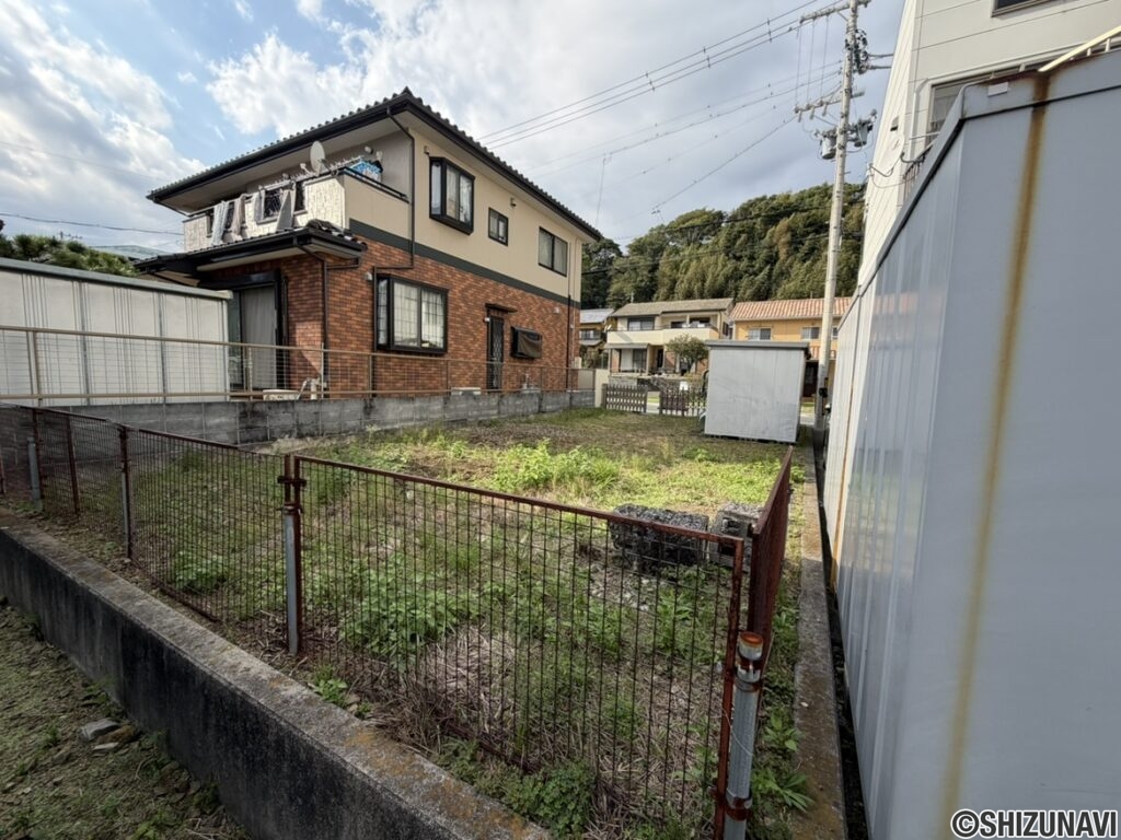 南側から撮影