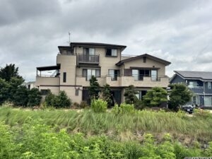 静岡市清水区原　二世帯向け中古住宅の物件画像