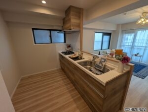 【リフォーム済】シャンボール本通　5階　2LDKの画像