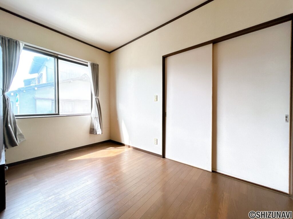 【2階洋室】