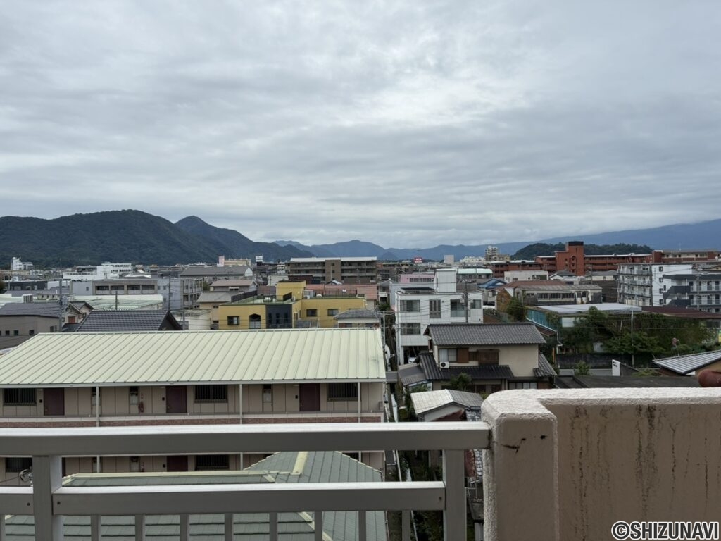 沼津市　サンコーポ吉田509　室内