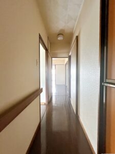 大岩ハイデンス　廊下