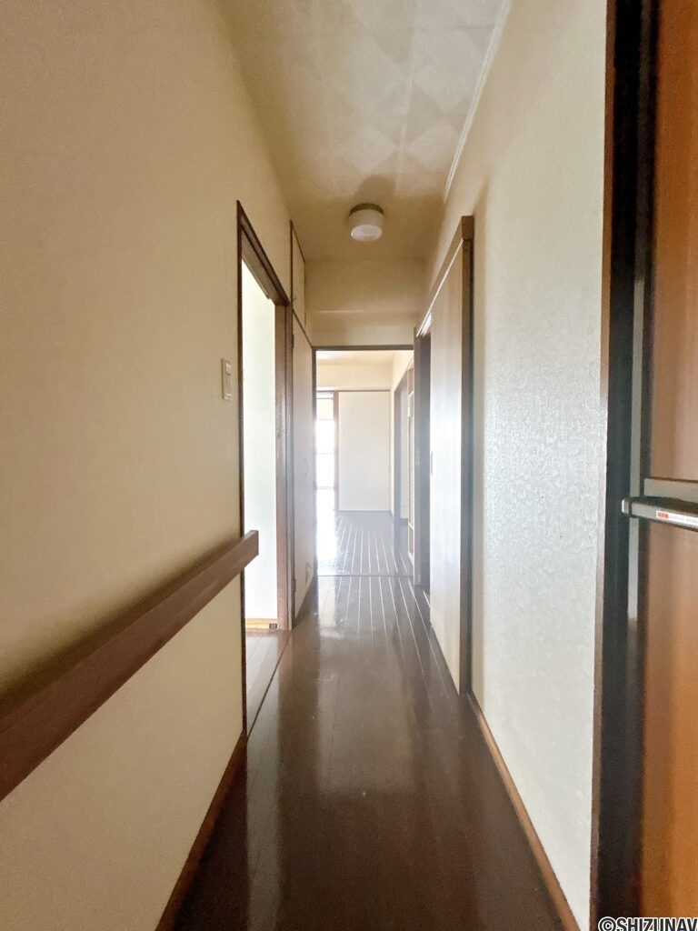 大岩ハイデンス　廊下