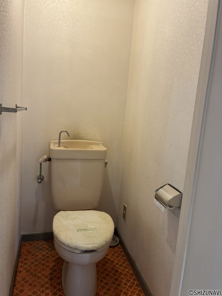沼津市　サンコーポ吉田509　室内