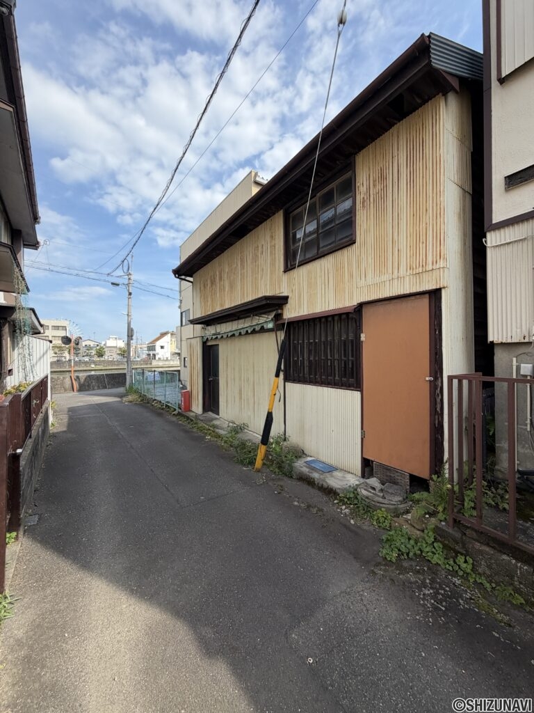 北西側道路１