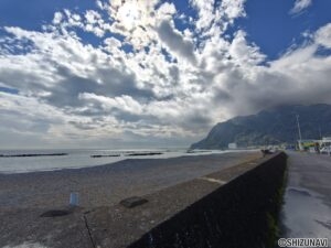 ちょっと歩けば用宗海岸