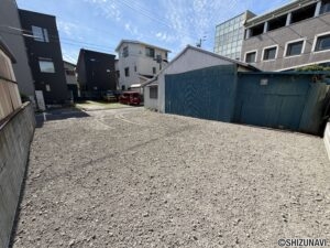 北東側背面