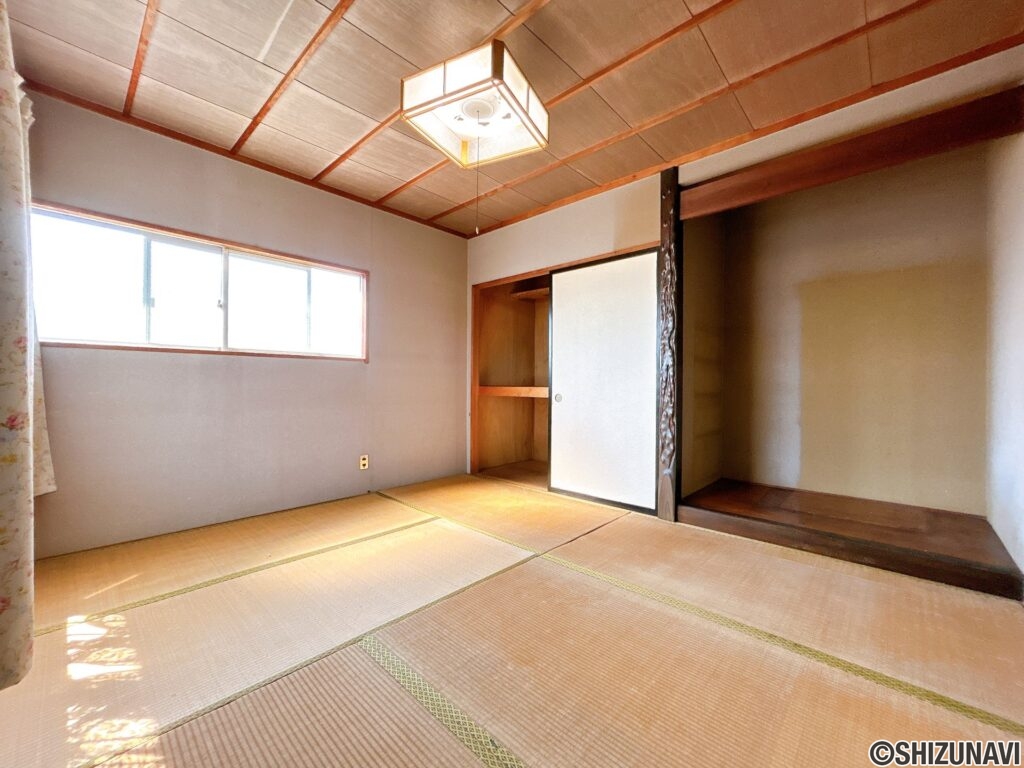 【２階南西側和室】