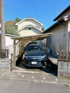 【駐車場】敷地北側に既存駐車スペースが1台分ございます