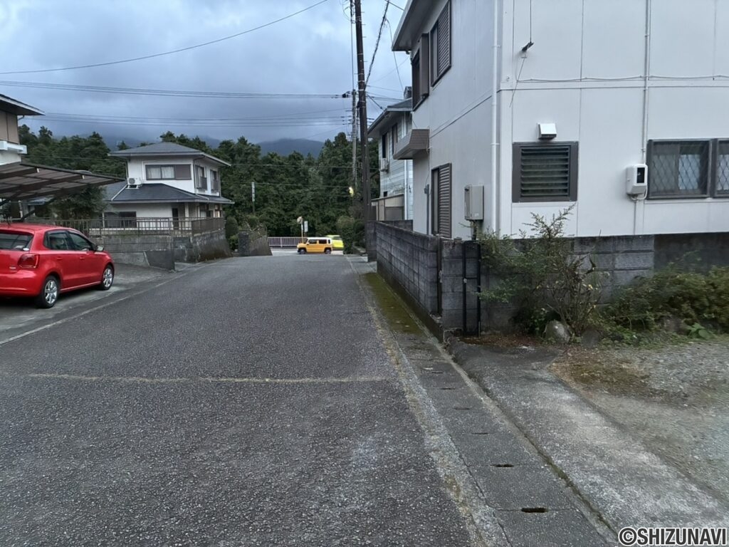 御殿場市神山　中古H３　外観