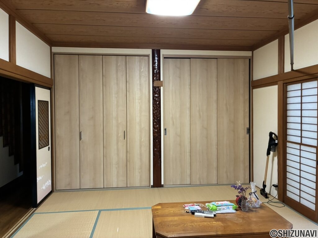 御殿場市神山　中古H３　内観