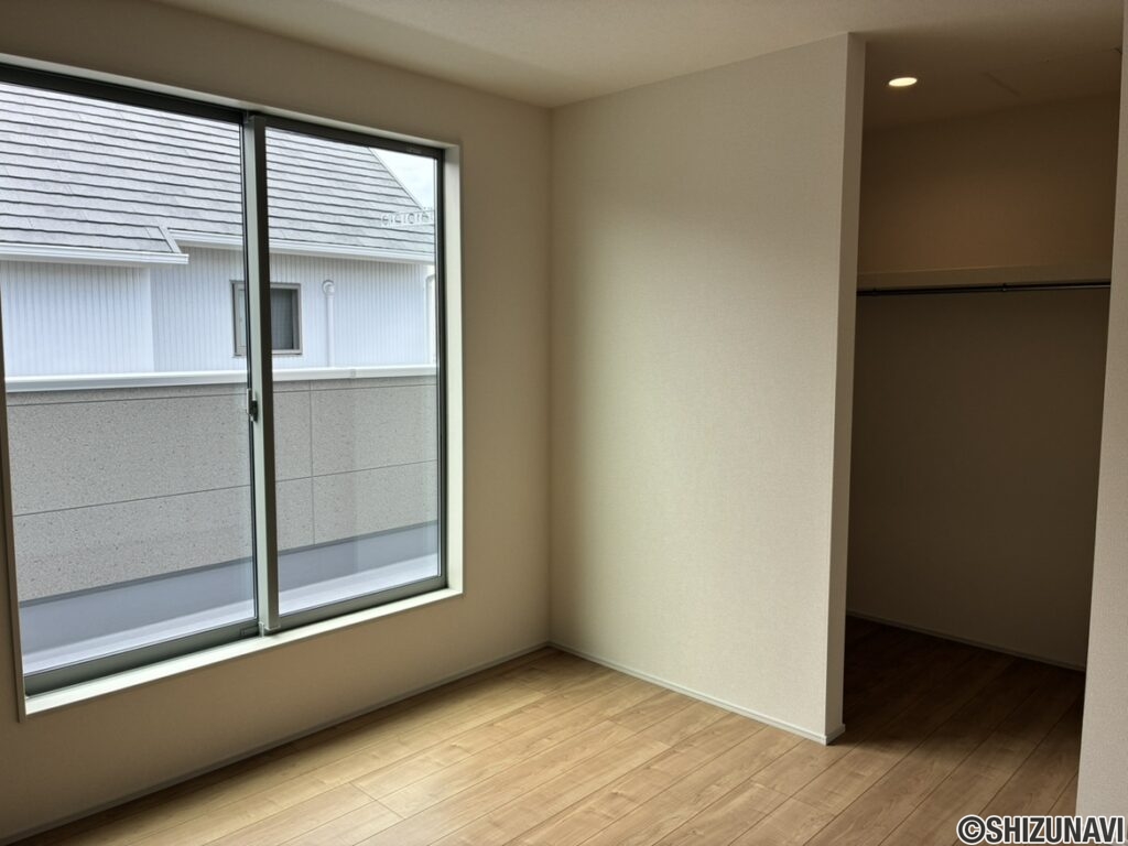 2階洋室　6.3帖　WIC付