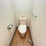 １Fトイレ。マンションですがトイレが2箇所ございます。