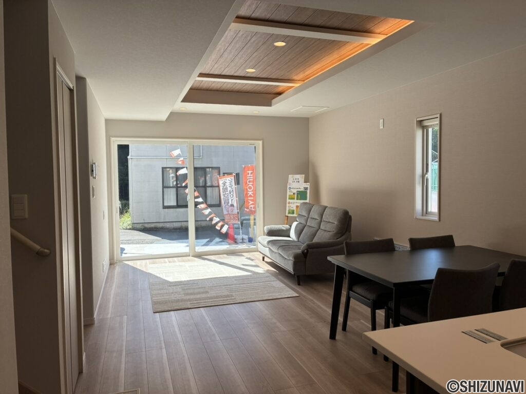 南側道路で日当たり良好