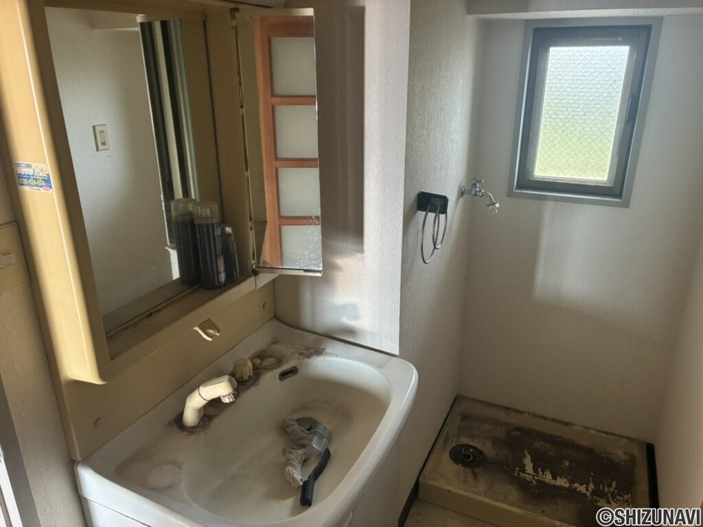 東名沼津マンション305号室の画像