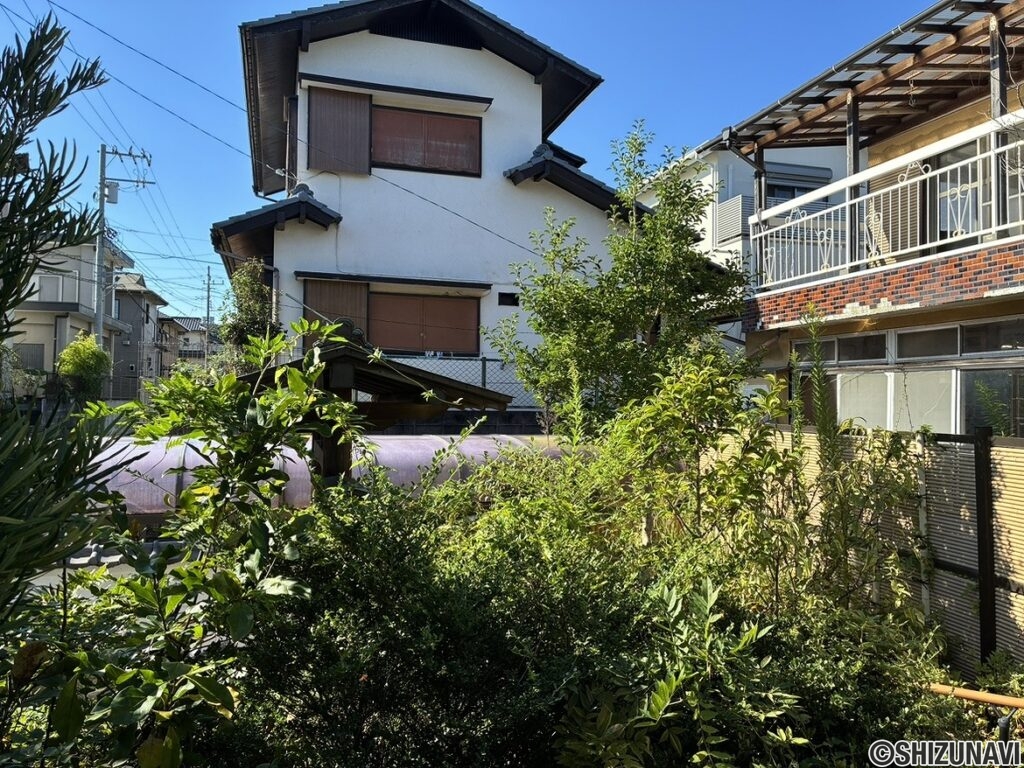 敷地