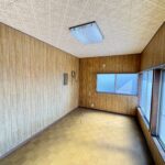 2階の約6帖の洋室です。