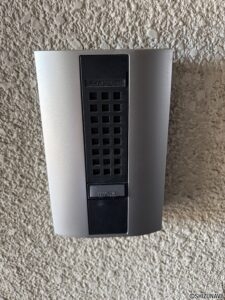 インターホン