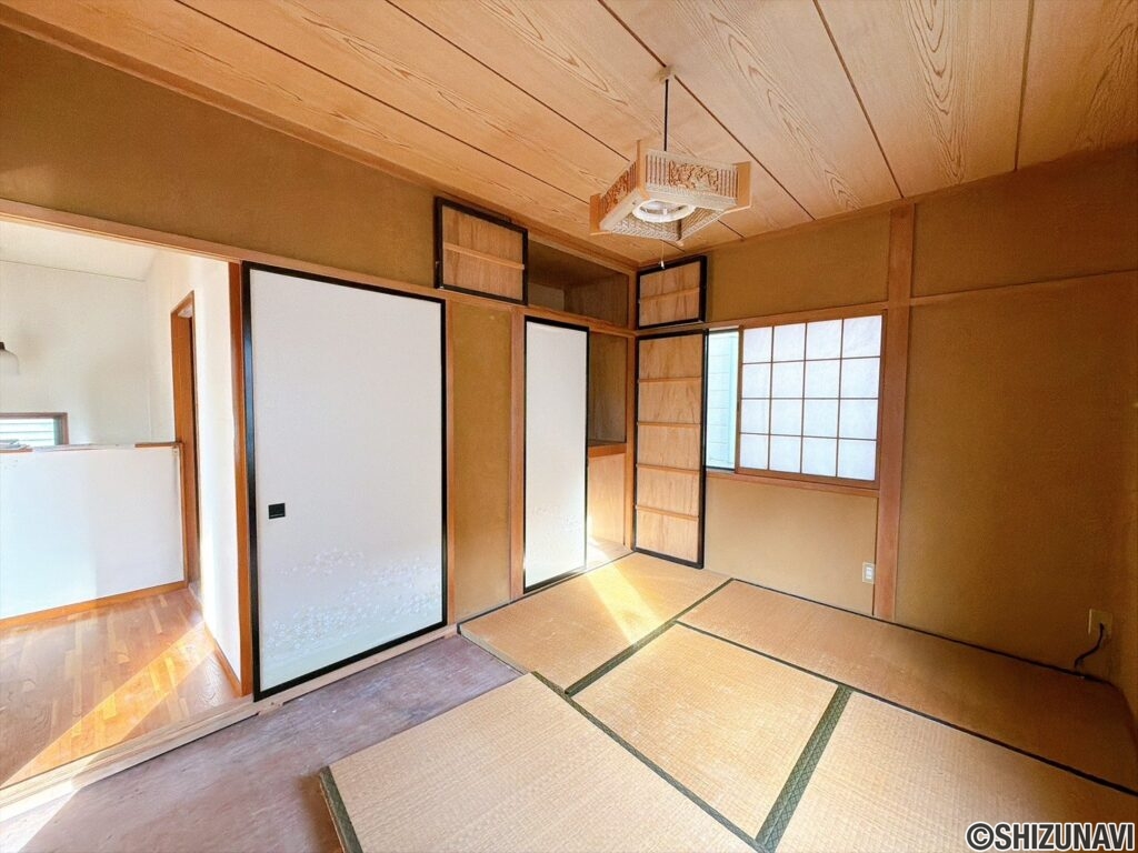 葵区弥勒　2階和室6帖