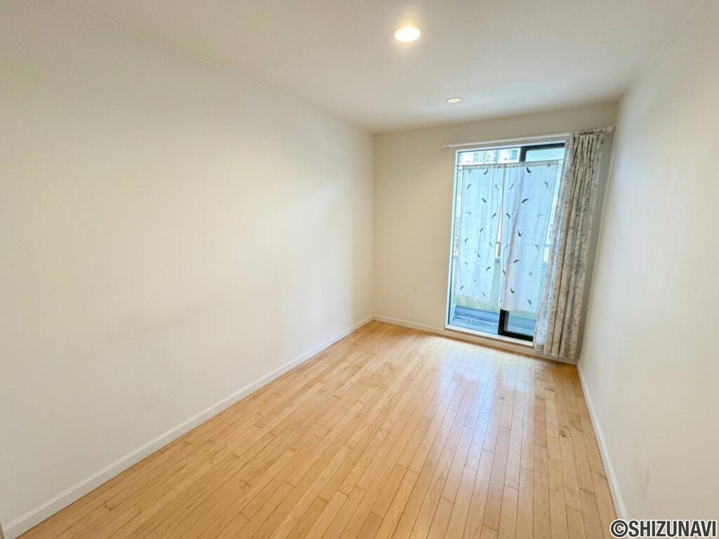 洋室　6帖