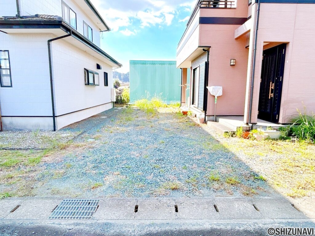 【駐車場全体写真】