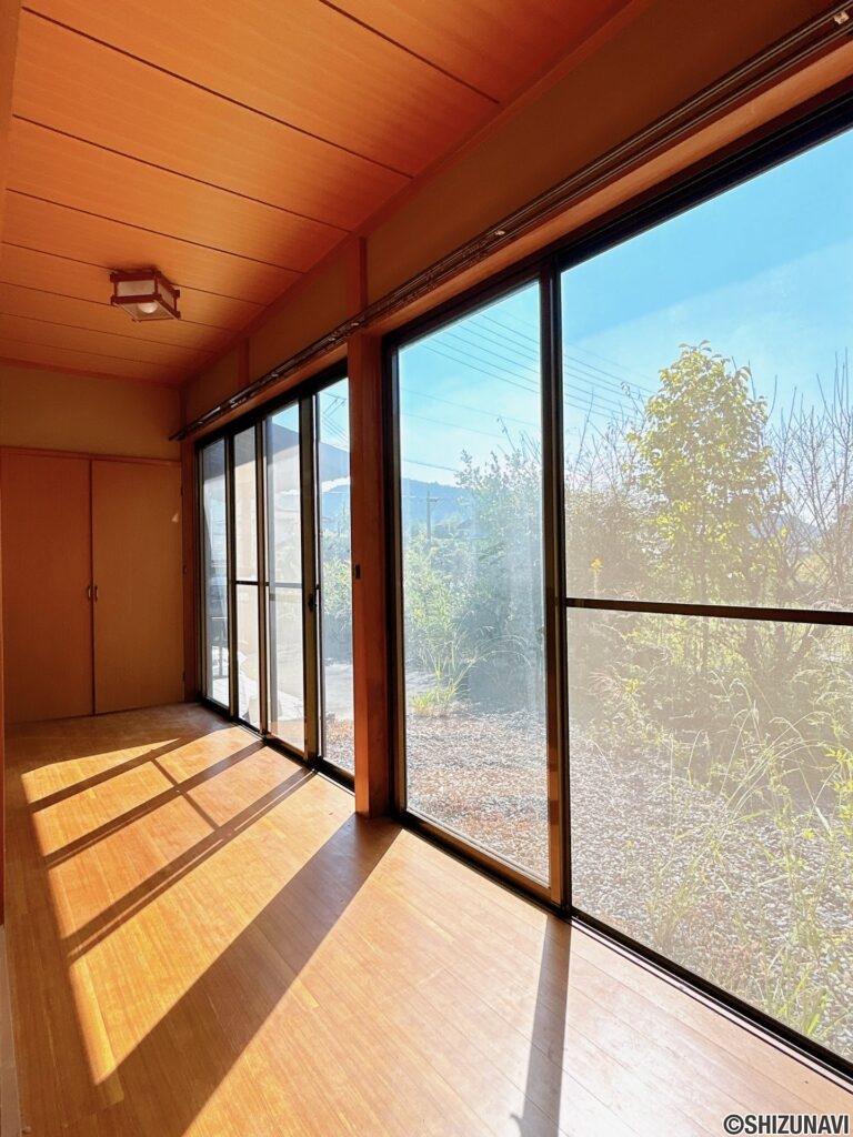 【広縁】