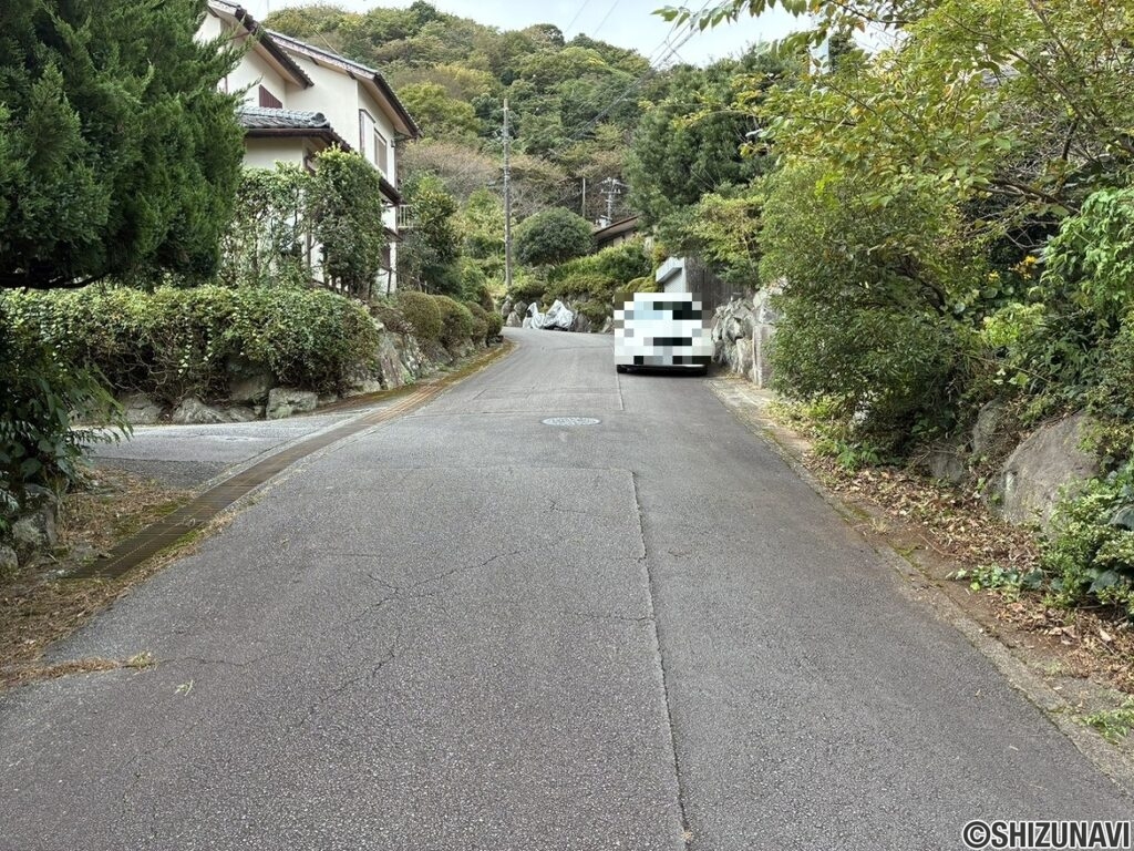 熱海市泉　セキスイハイム中古住宅　前面道路